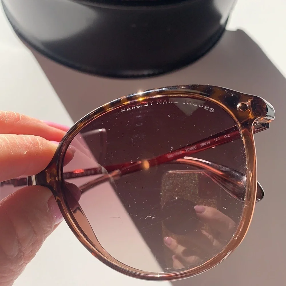 Marc Jacob’s MMJ 174/S 59 14 sunglasses with case